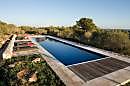 Piscina en entorno natural